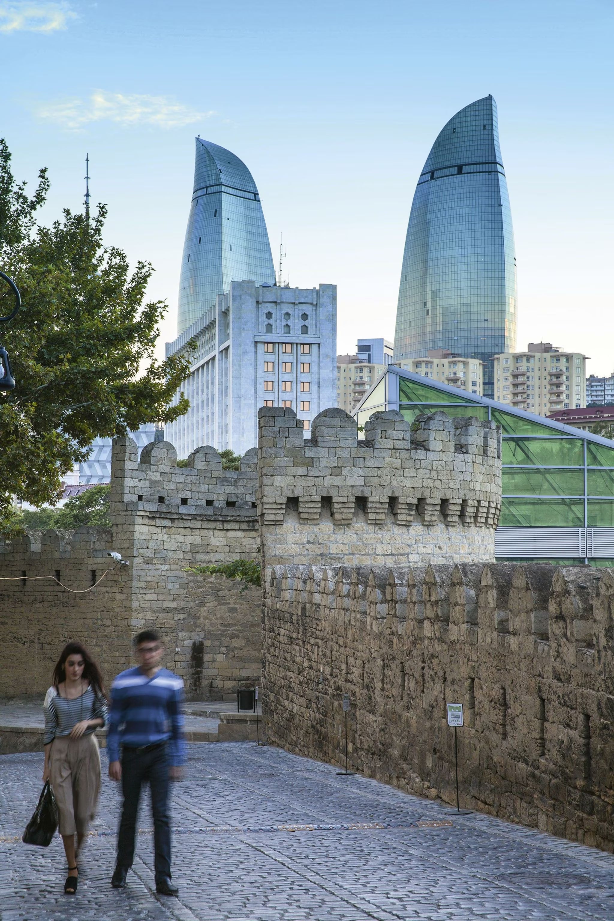 files/baku.avif
